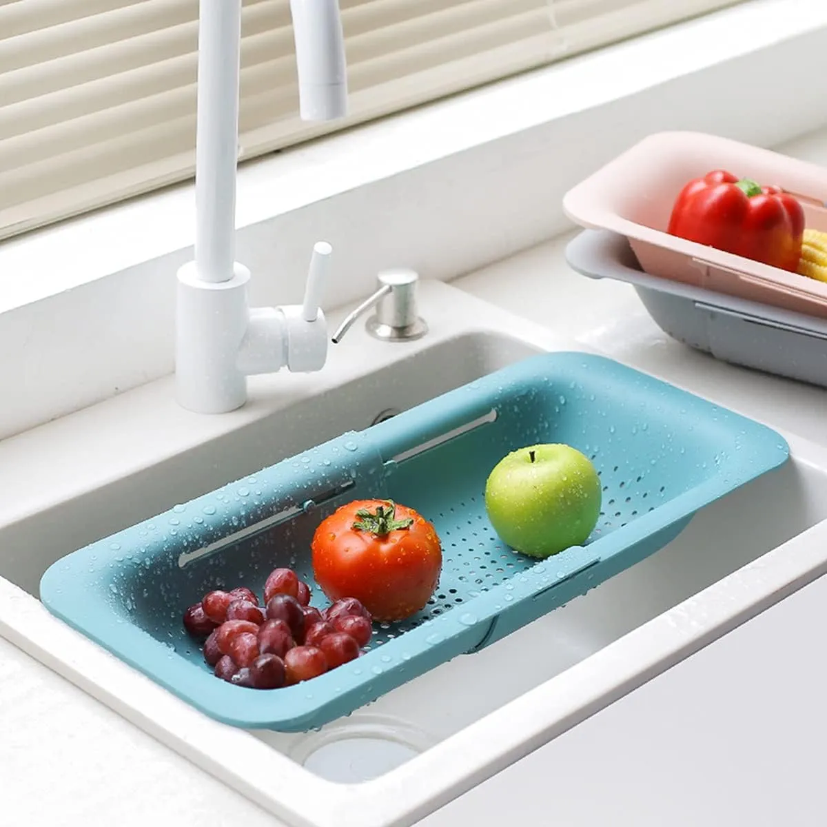 Collapsible Sink Colanders and Strainers Basket Over the Sink Colander Collapsible Colander Extendable Plastic Fruit Vegetable Strainer Drainer Basket for Kitchen(Green )