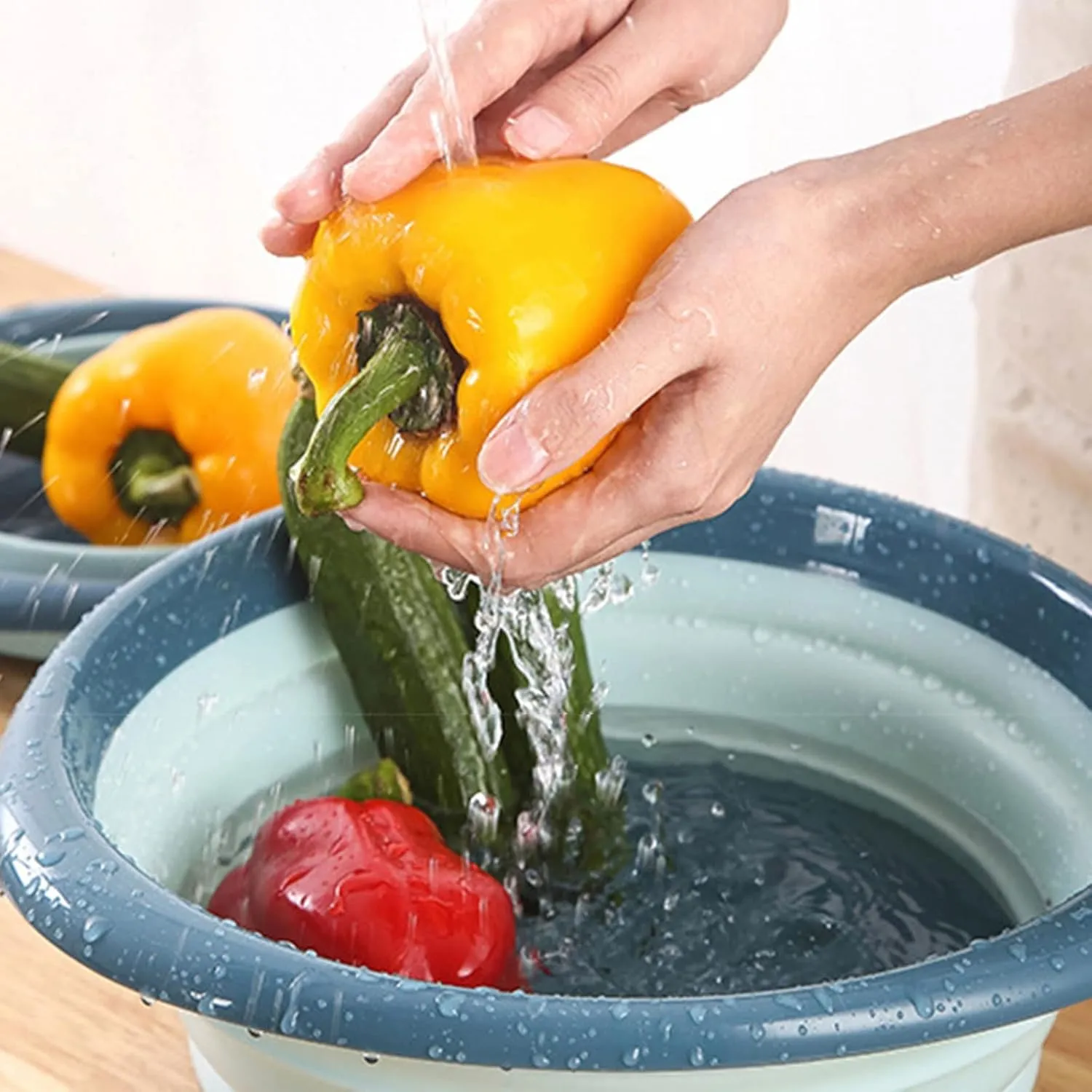 Collapsible wash Basin Creative Portable Folding Basin Outdoor Travel Water Basin Washing face Laundry Vegetable Washing Basin Supplies Accessories(Blue,US-Size L)