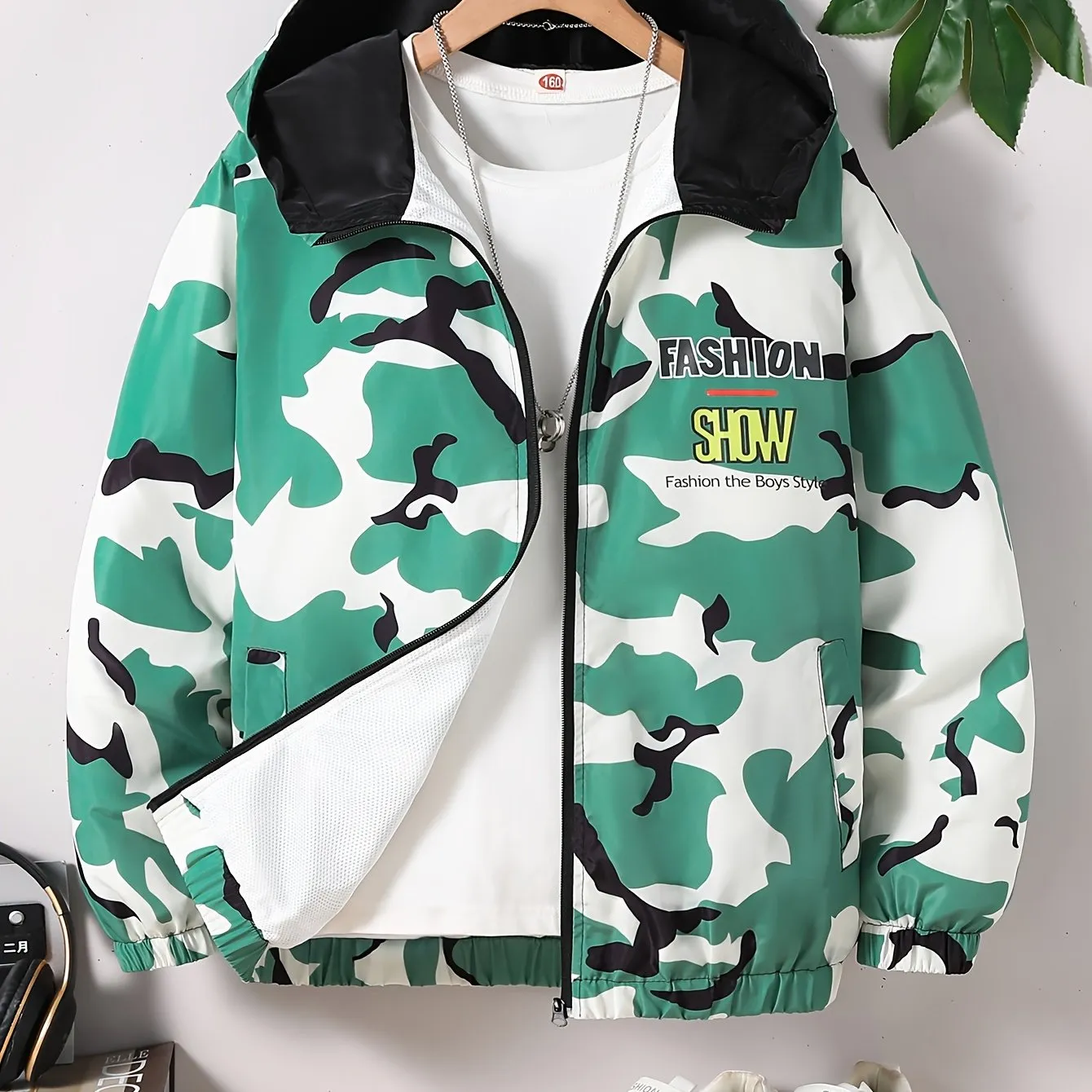 Digital Camouflage Print Hooded Zip-Up Jacket for Boys