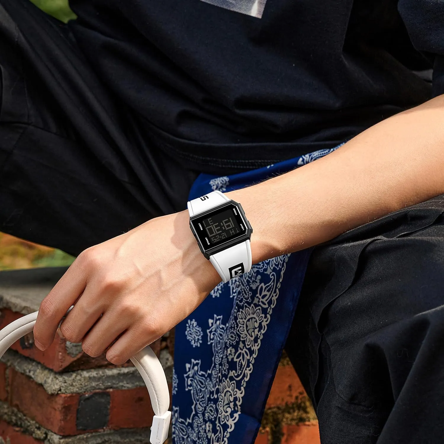 FANMIS Men's and Women's Fashion Square Digital Watch Multi-Functional Outdoor Sports Chronograph LED Waterproof Electronic Watches with Silicon Strap