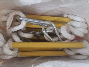 Fire Escape Ladder, Ladders,Rope Ladder Escape Escape Ladder Emergency Rope Ladder with 2 Hooks/Outdoor High Altitude Climbing Rescue Rope Ladder Outdoor Portable Construction Ladder (10m/33ft )