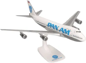 Herpa Snap-fit Airplane Model Boeing 747-100 Pan Am on Scale of 1:250, Plastic Miniature with pedastal, Model Building, Collectors Edition