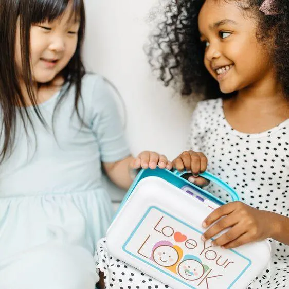 Melissa & Doug LOVE YOUR LOOK - Makeup Kit Play Set