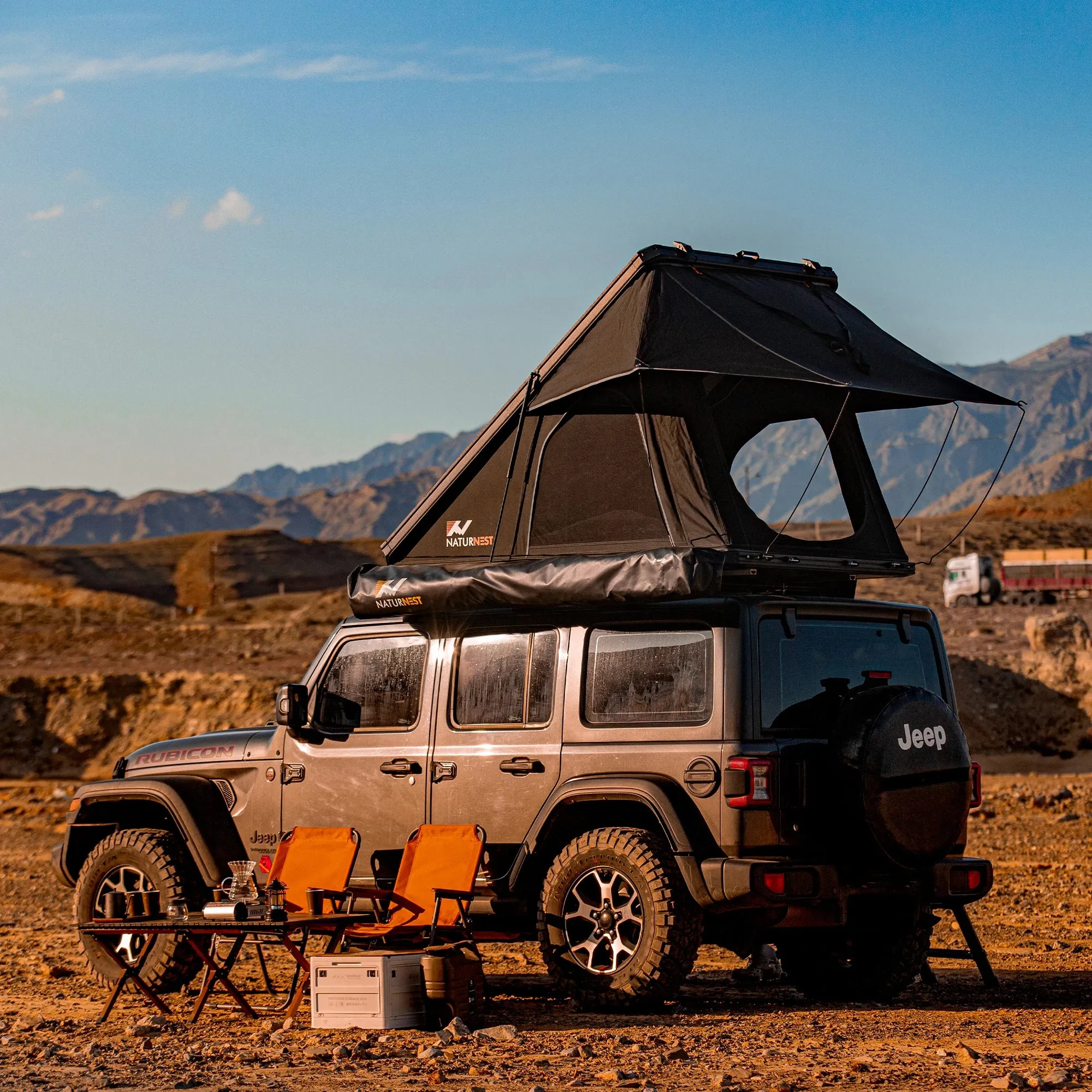 Naturnest Pop-Up Hard Shell Rooftop Tent for 2 Person Camping Waterproof UV-Resistant