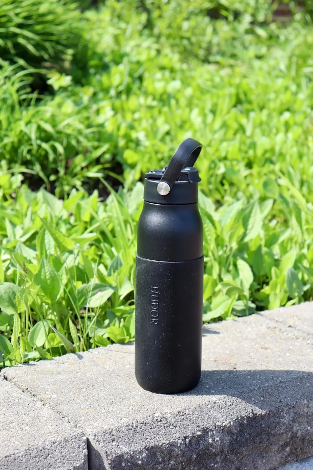 Pulse 32oz Stainless Steel Water Bottles – Triple-Wall Vacuum Insulated Water Bottle with Leak Proof Straw Lid – BPA-Free, Ideal for Gym, Travel & Outdoor (Matte Black)