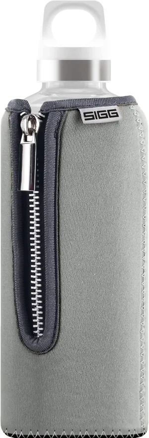 SIGG - Glass Water Bottle - Stella Grey - With Neoprene Pouch - Leakproof - Dishwasher Safe - BPA Free - Recycled Glass - 17 Oz