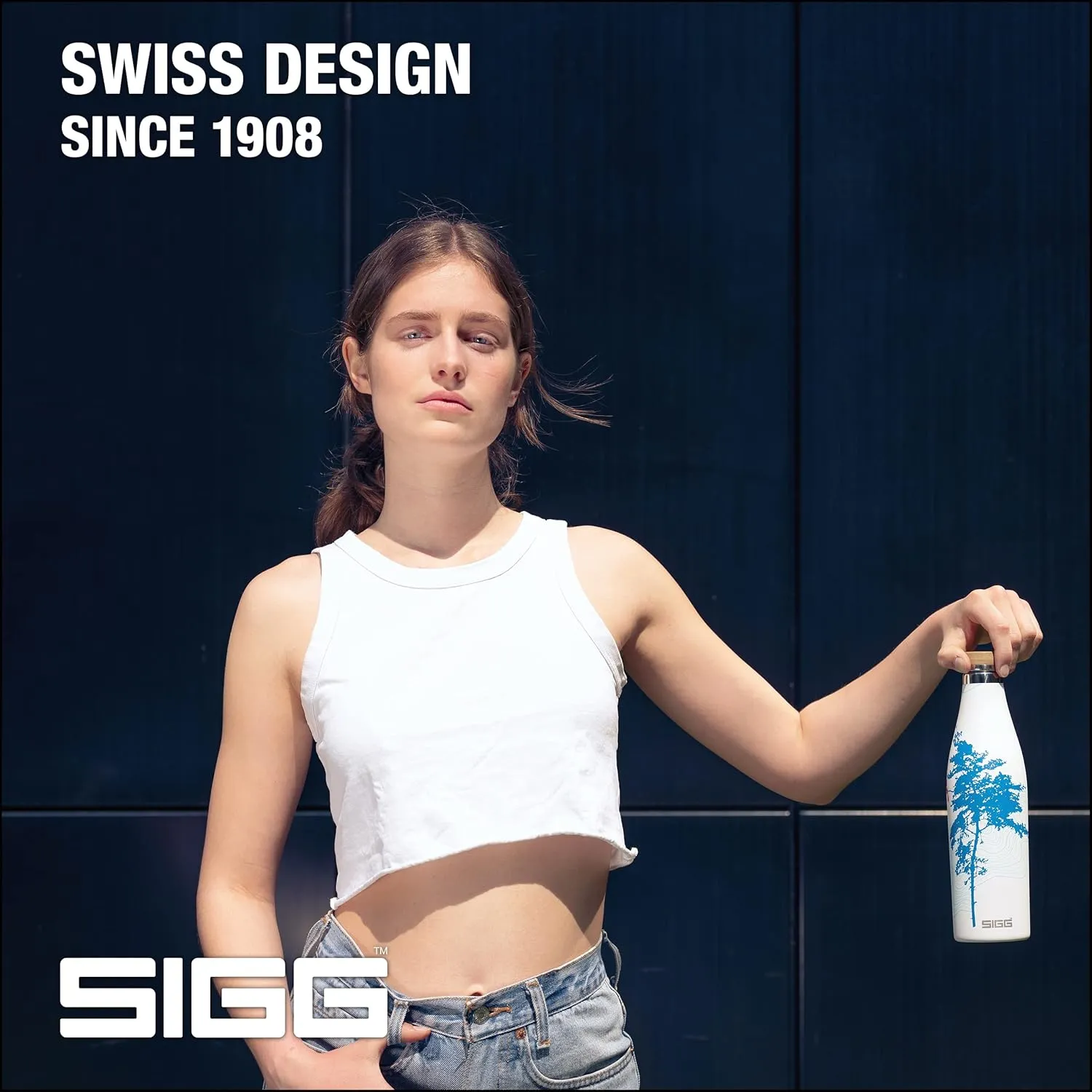 SIGG - Insulated Water Bottle - Meridian Sumatra Tree - Leakproof & Extra-Slim - BPA Free - Plastic Free - 18/8 Stainless Steel - Double Walled - Bamboo Screw Top - White floral - 17 Oz