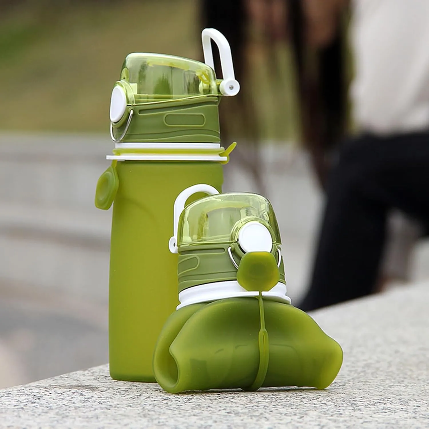 Silicone Foldable Water Bottle Cup Portable Sport Water Bottle Leakproof BPA Free Travel Water Bottles Gym Travel Camping Hiking Sport Outdoor Indoor Sport Travel Telescopic Cup(Green,Small)
