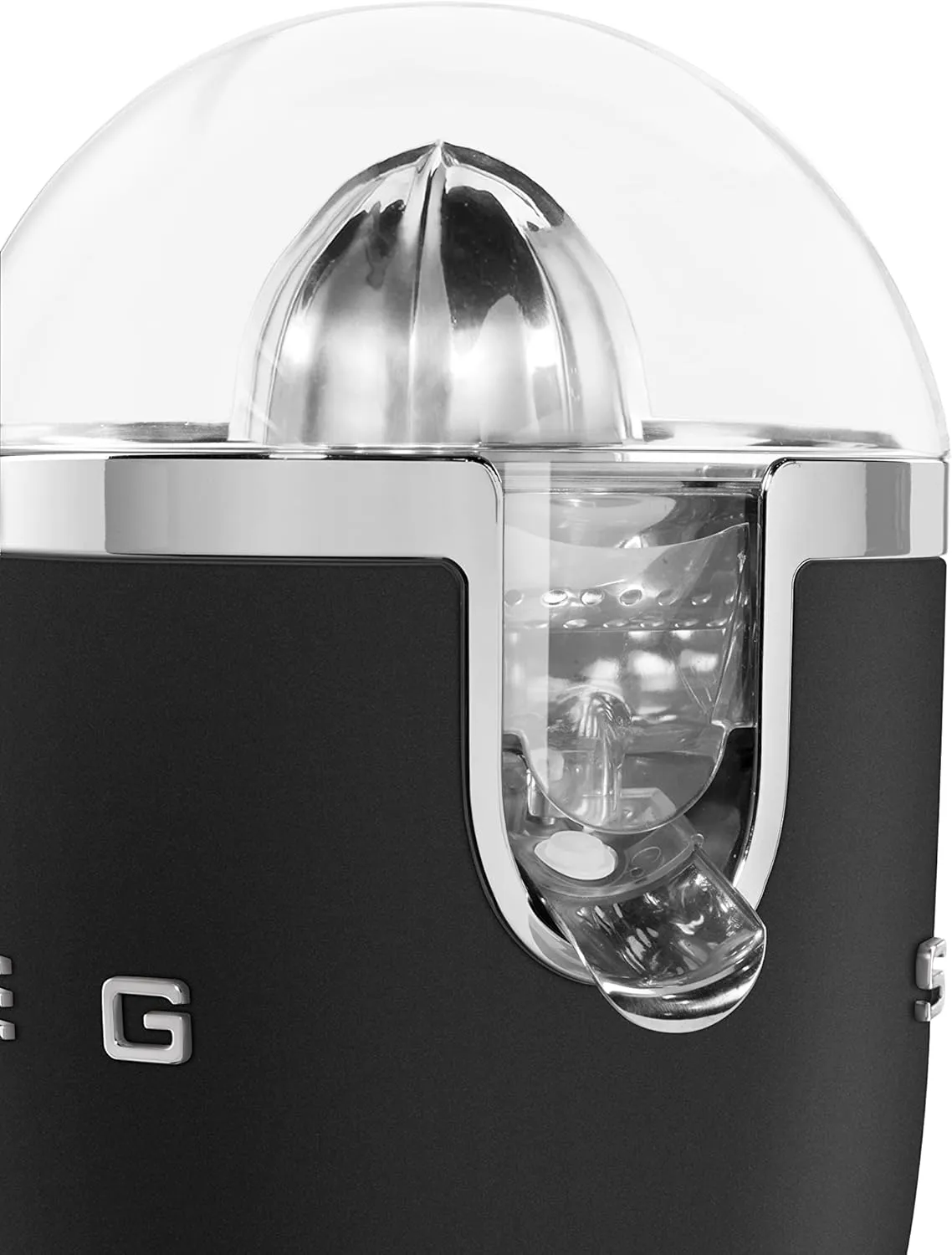SMEG 50's Retro Style Citrus Juicer with Drip Free Spout, Automatic Activation, and Efficient Straining, Black