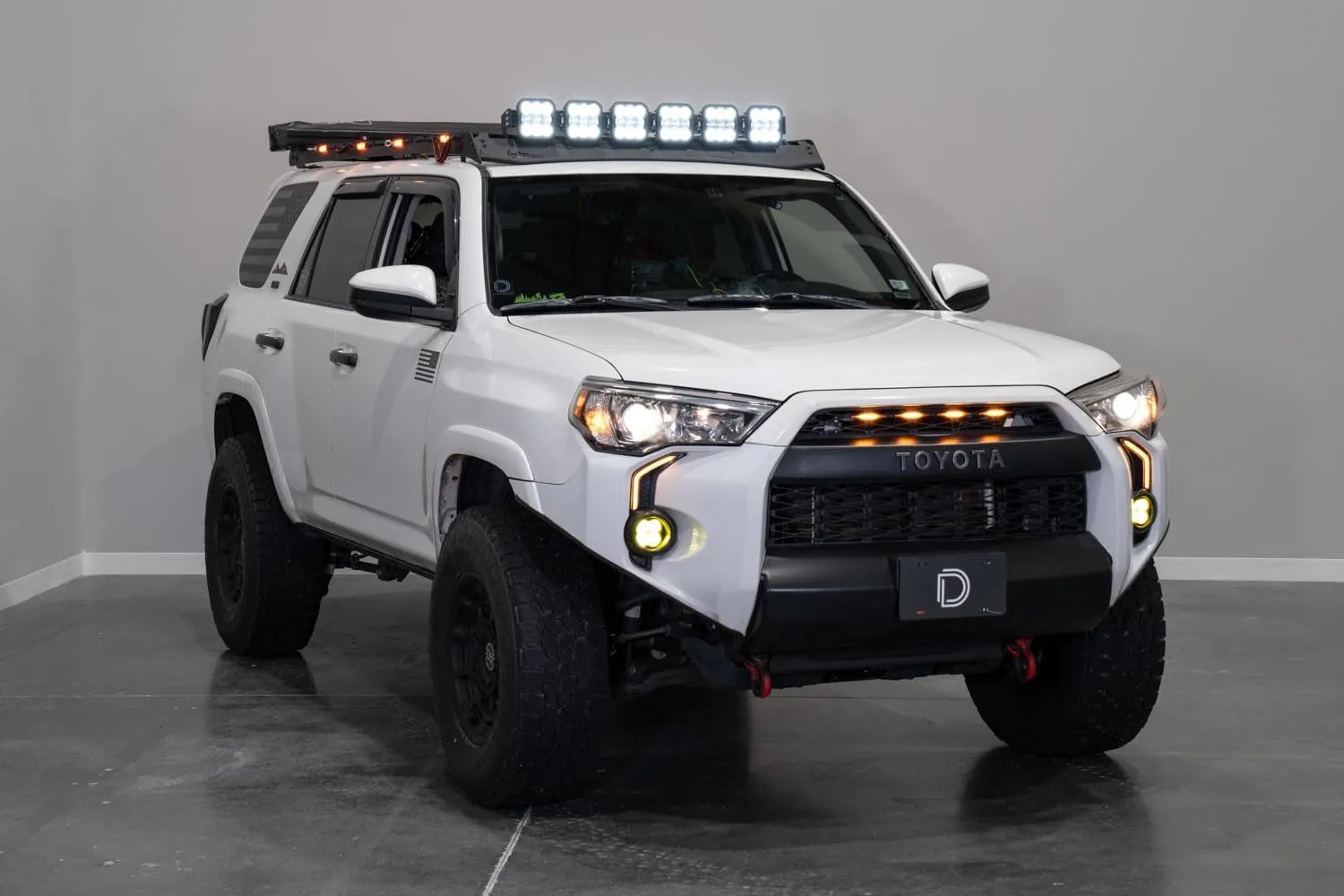 SS5 7-Pod CrossLink Lightbar Kit compatible with Prinsu/Sherpa Roof Racks, Bracket Only