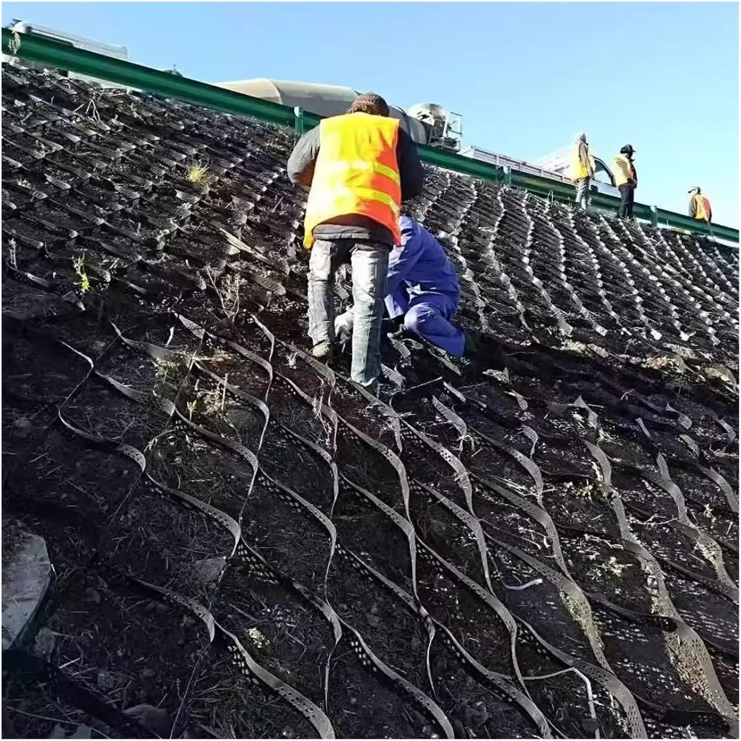 WDJBPSH Ground Stabilisation Grid for Slopes, Heavy Duty Embankment Protection Geocells Grid Paver, 5cm Tall Polyethylene Honeycomb Hillside Support Mesh for Retaining Wall(1mx5m)